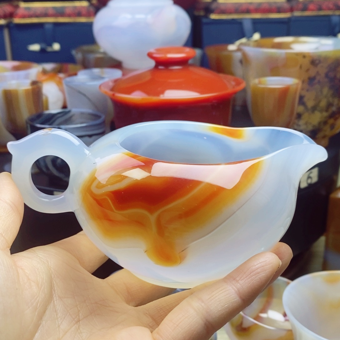 未镶嵌公道杯玛瑙/玉髓李*