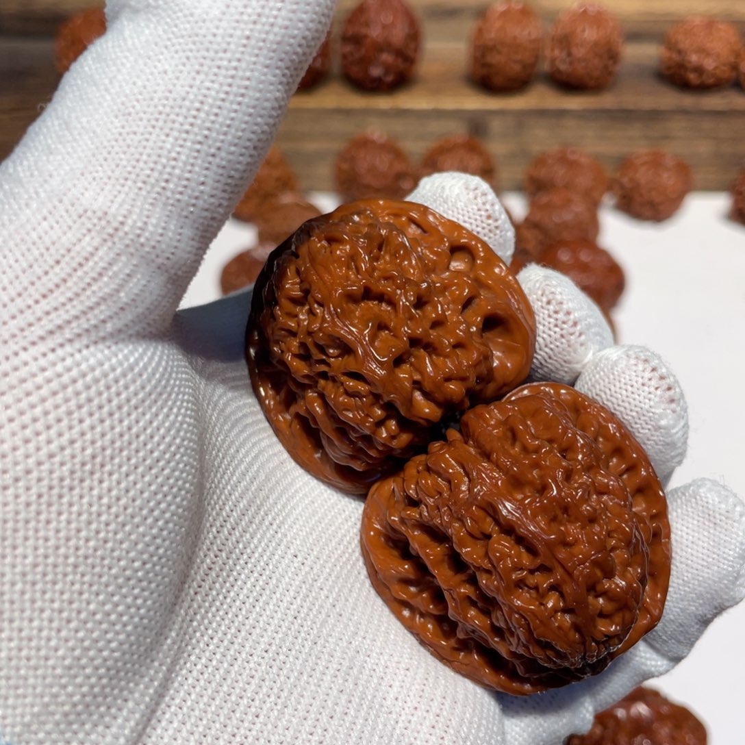 蛐****文玩核桃吊坠南疆石588.12. #00#WY