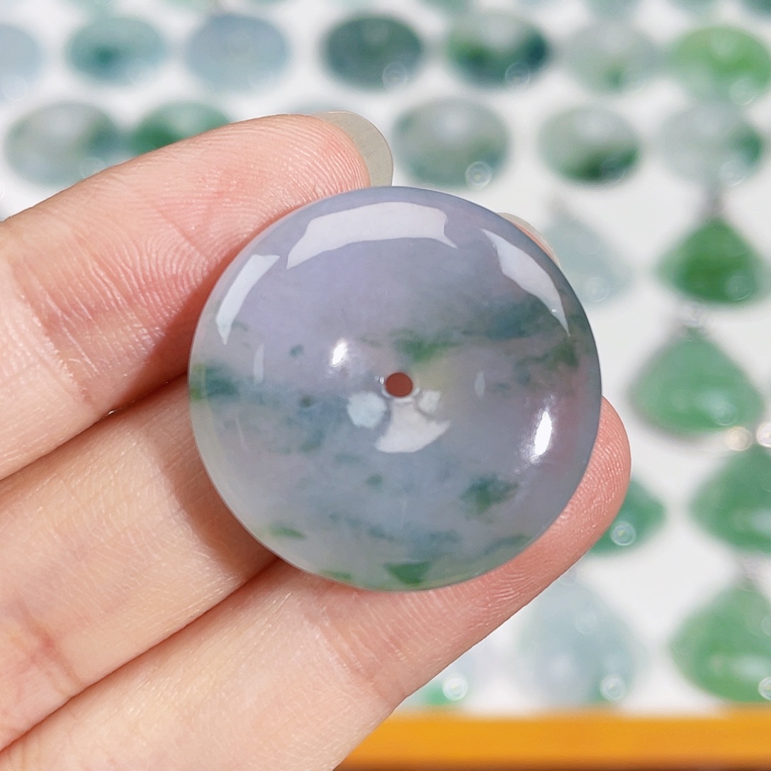 颈饰未镶嵌翡翠吊坠