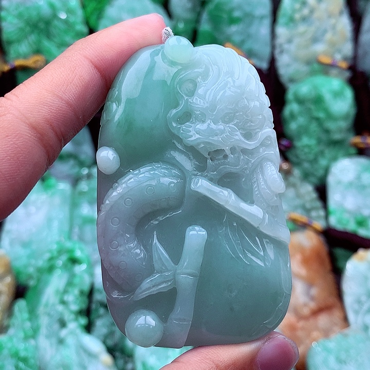 翡翠吊坠(不含链)未镶嵌