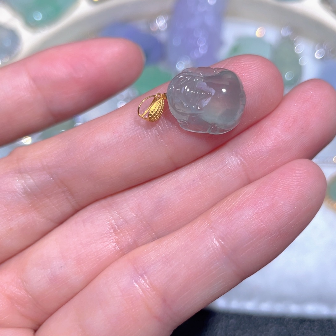 翡翠颈饰18K金镶嵌翡翠