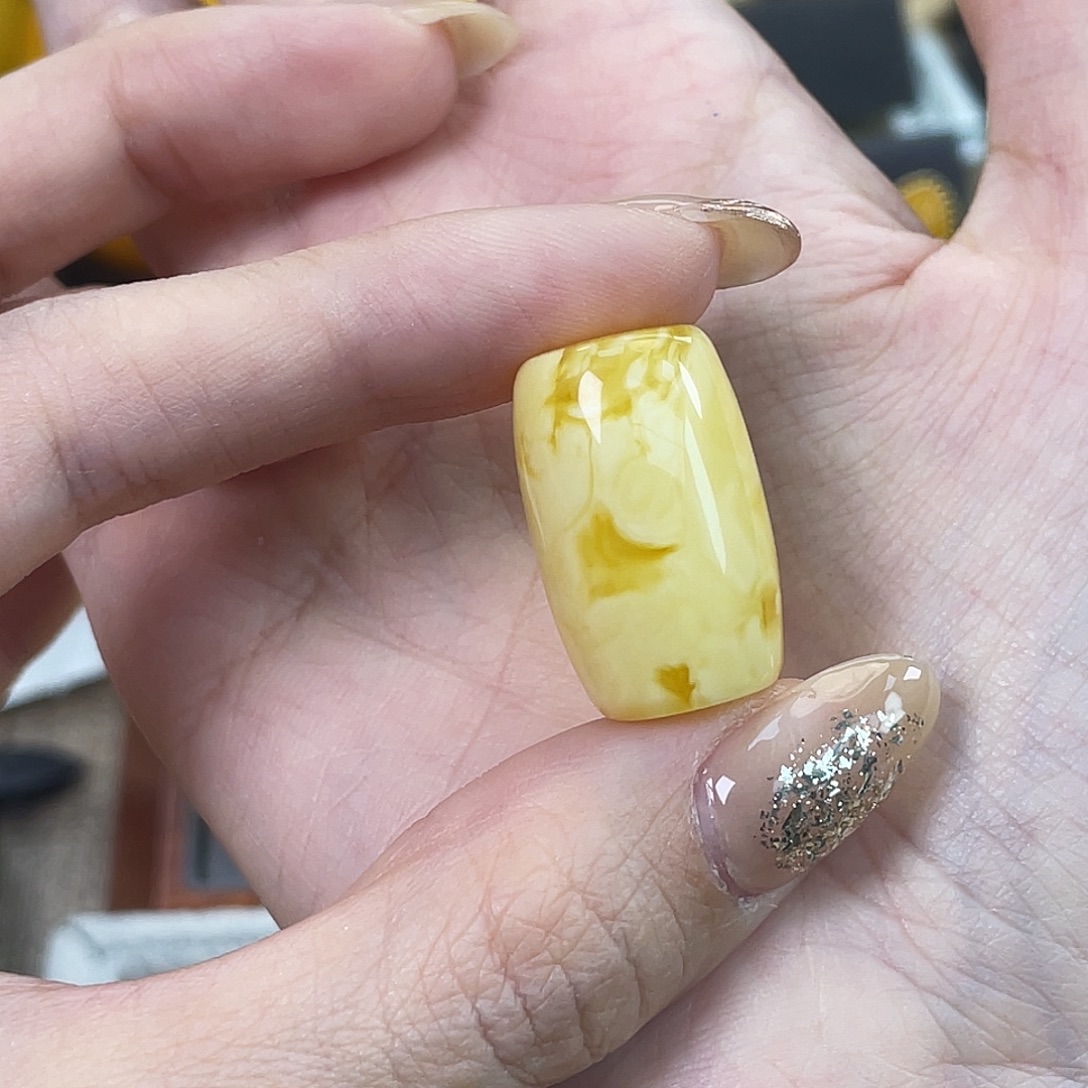 懂***懂琥珀未镶嵌珠宝奇石琥珀蜜蜡J12