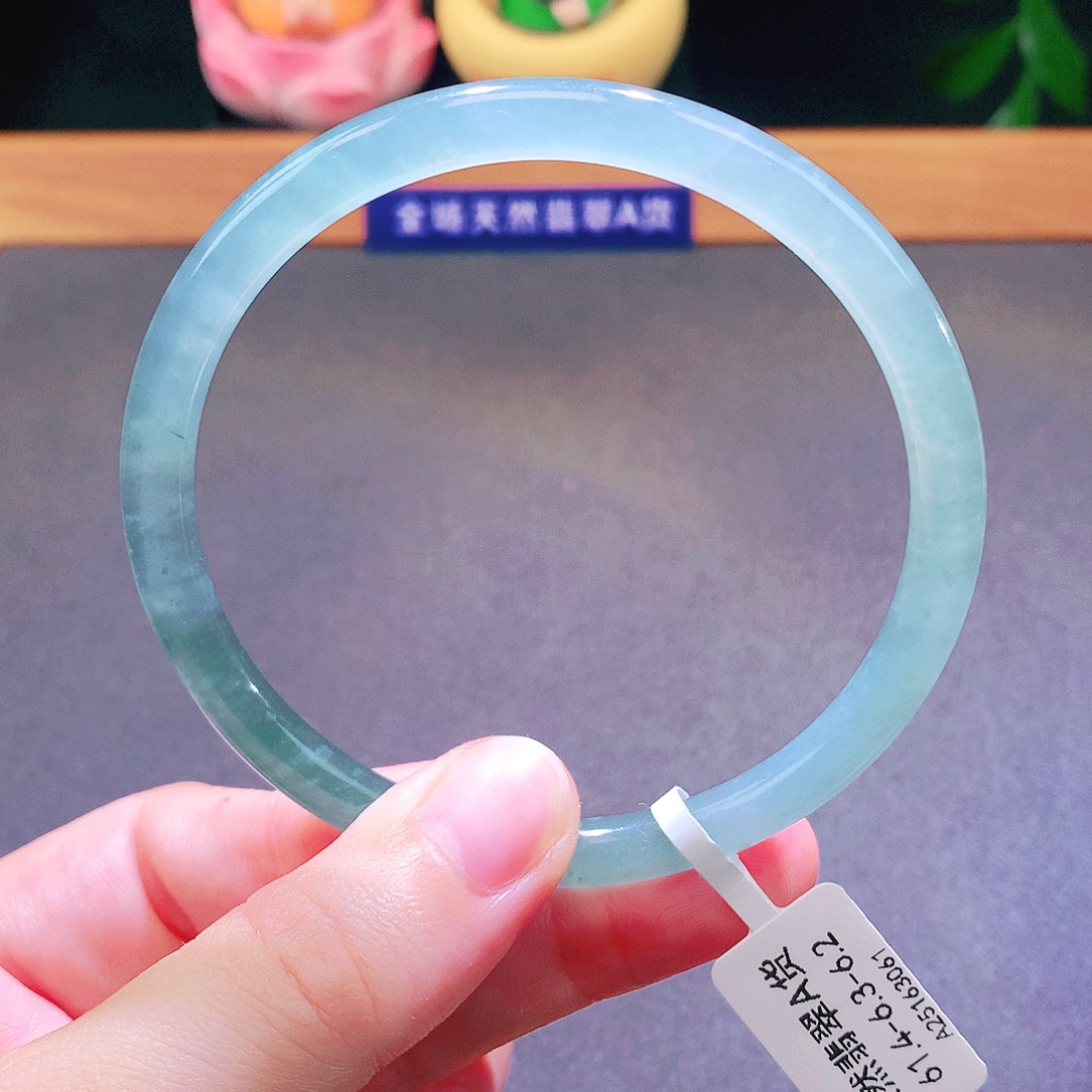 翡翠未镶嵌手镯天然翡翠