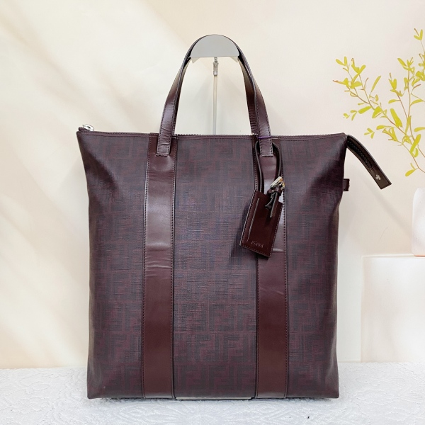 95新/芬迪/包包/市场价15800/250603CZ0030