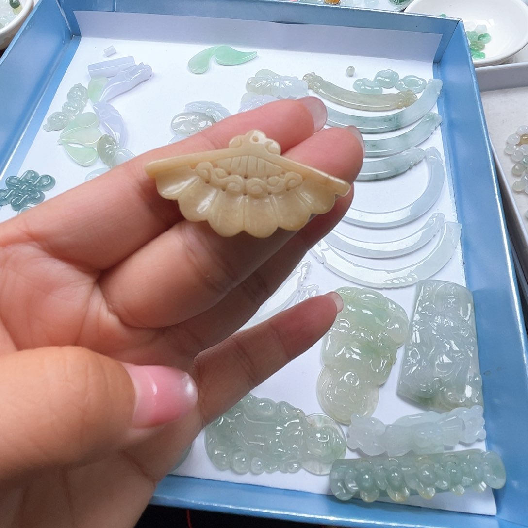 颈饰未镶嵌翡翠66666666