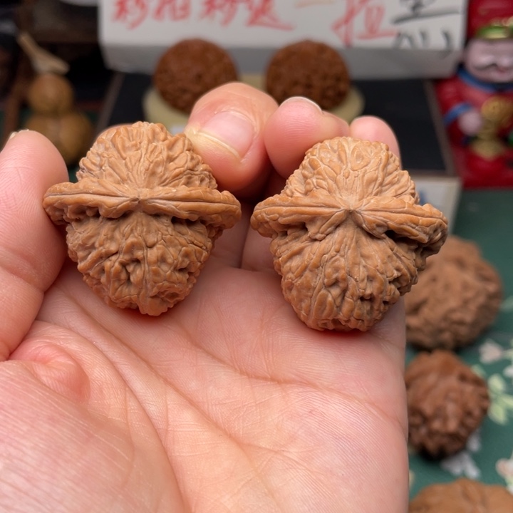 【闪购商品】把件文玩核桃35全品白狮子