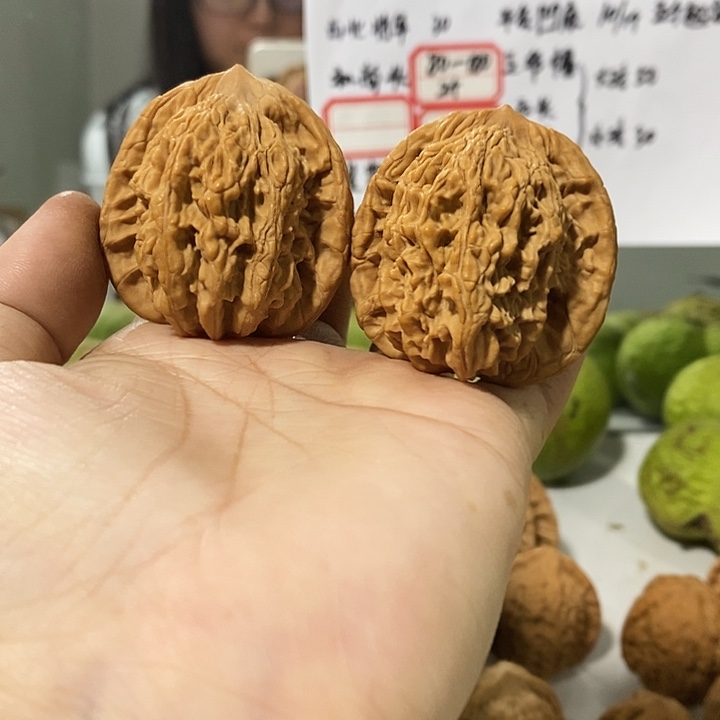 文玩核桃吊坠麦虎41