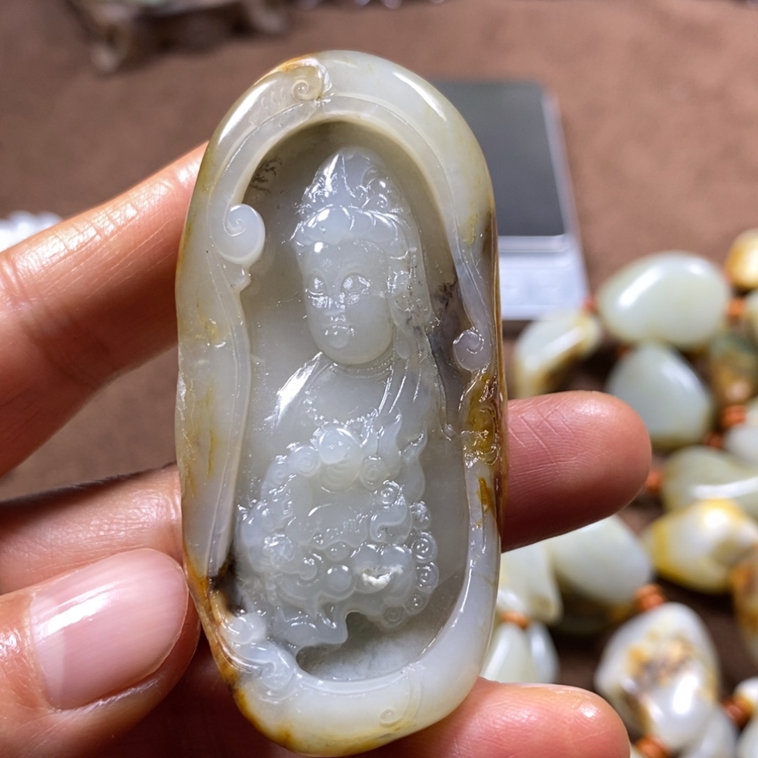 和田玉未镶嵌挂件