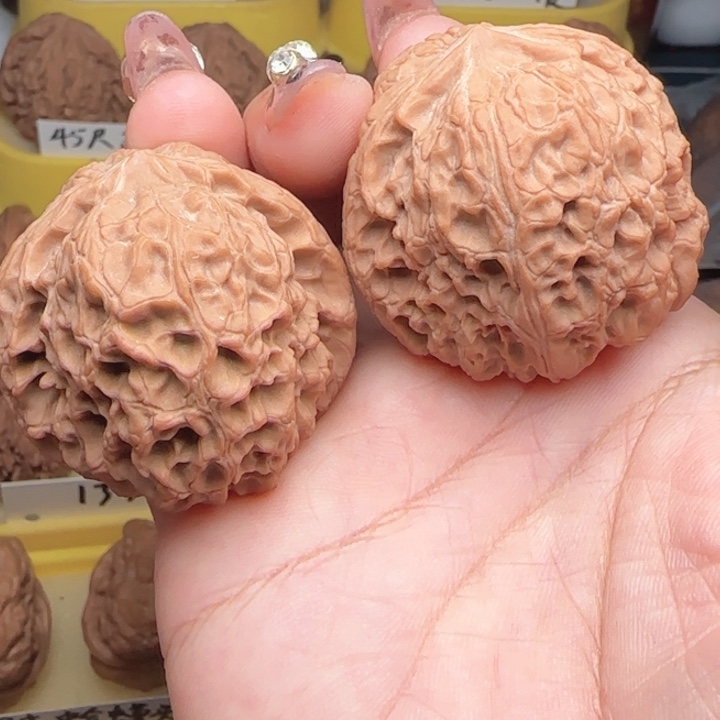 一***念吊坠桃核弯弯核桃，全品大团圆