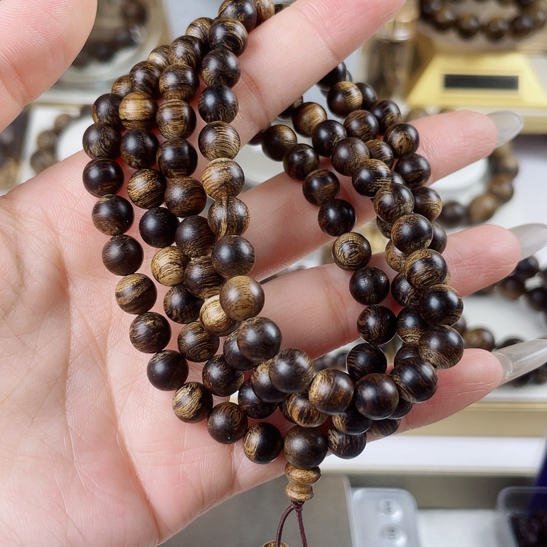 M***J沉香手串越南芽庄老白棋窖藏古董玉化瘤疤虎斑0.7×108
