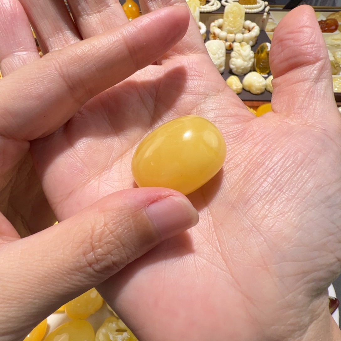 琥珀未镶嵌裸石蜜蜡