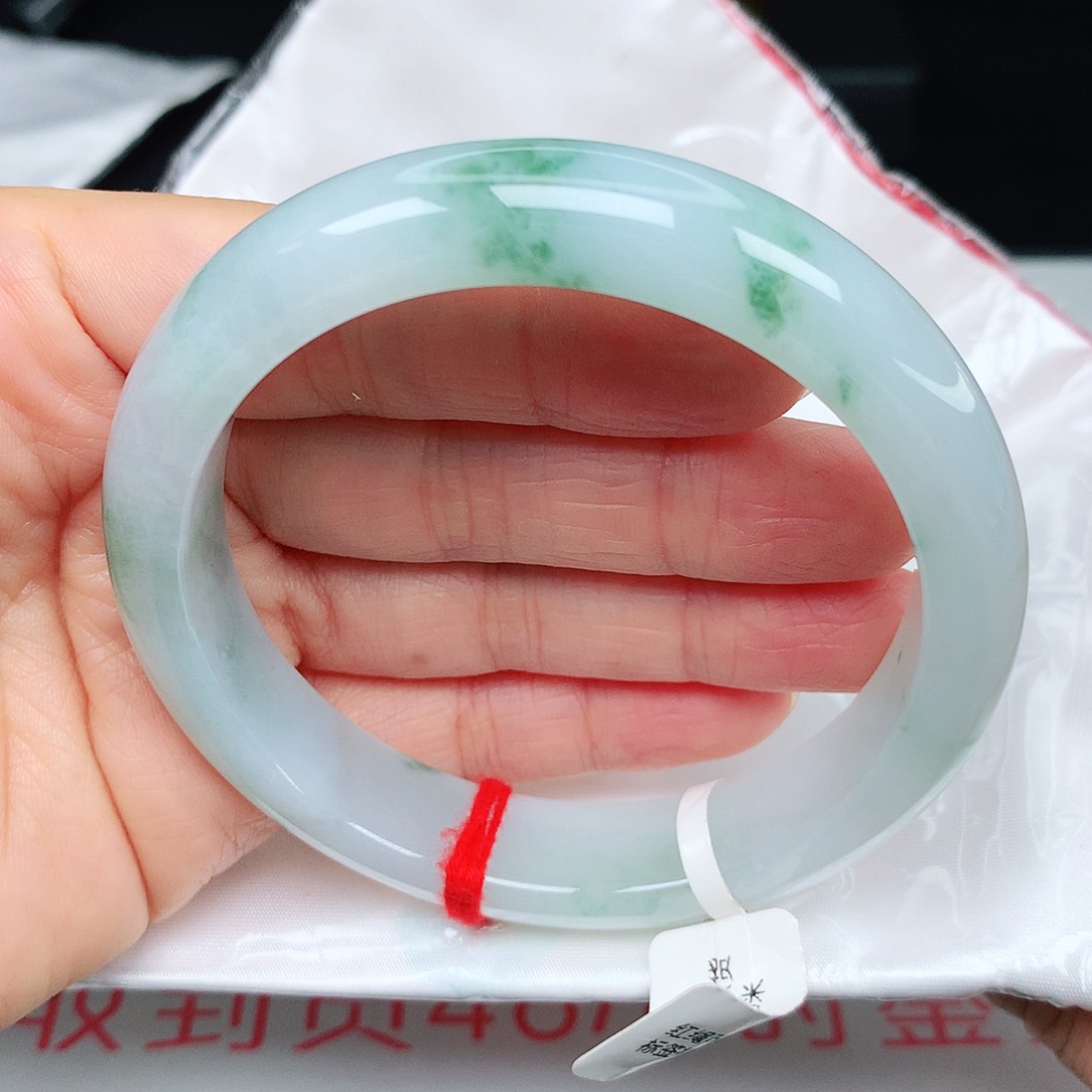 翡翠手镯未镶嵌冰胶飘花13