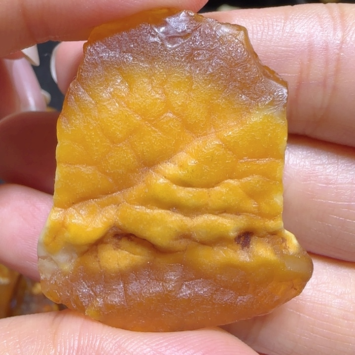 定制琥珀未镶嵌蜜蜡