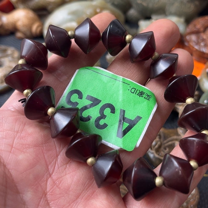 玛瑙/玉髓颈饰合金