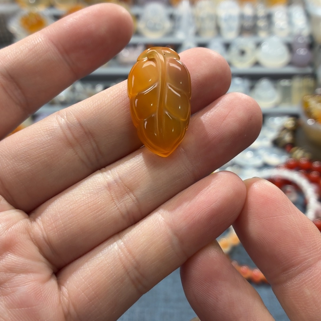 玛瑙/玉髓未镶嵌吊坠(不含链)