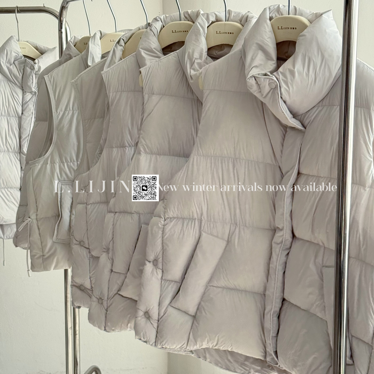 洛俪金冬季新款马甲