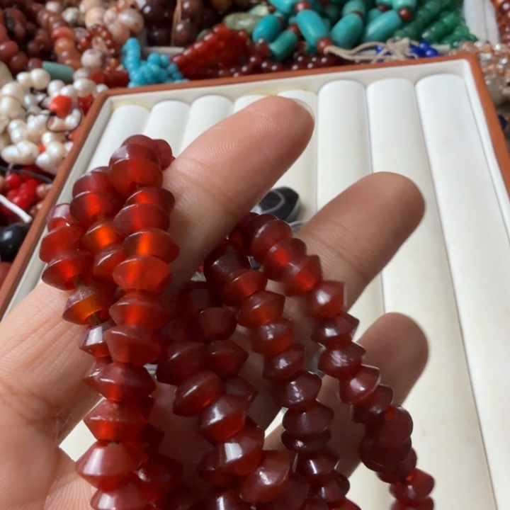 平***月玛瑙/玉髓未镶嵌颈饰