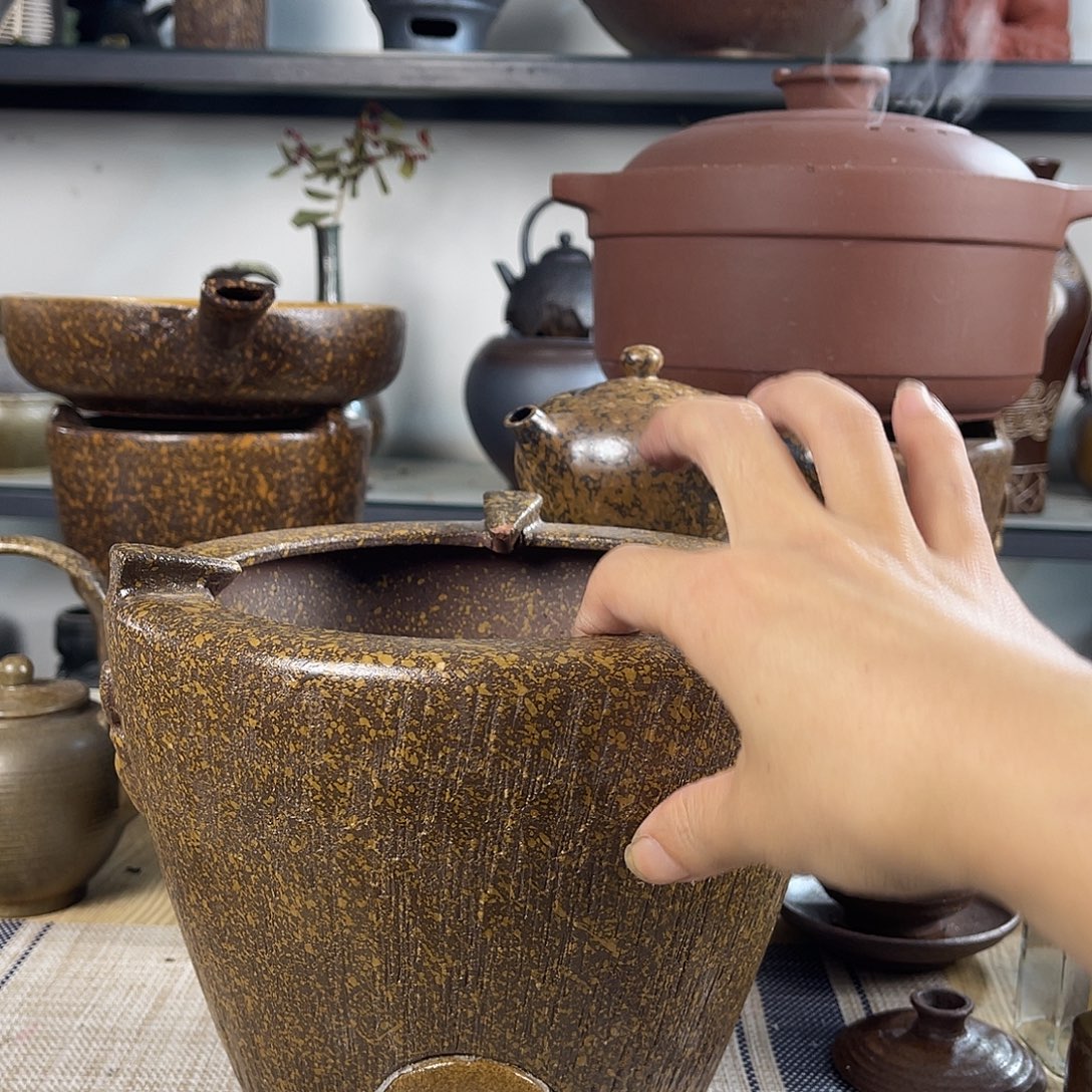 紫砂粗陶实用砂锅