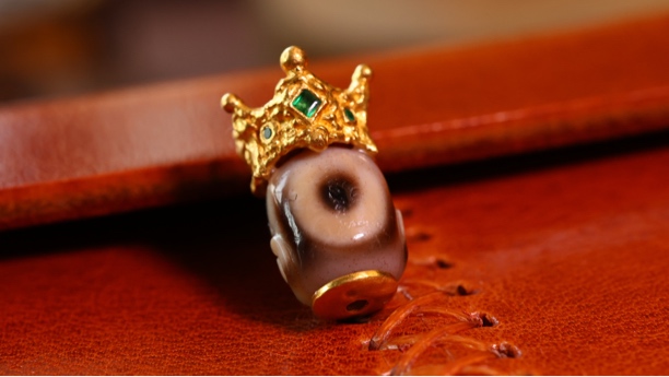 至纯雕刻.22k金镶嵌支巴扎珠子.满砂.配串首选.