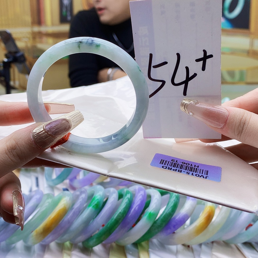 翡翠未镶嵌手镯ii