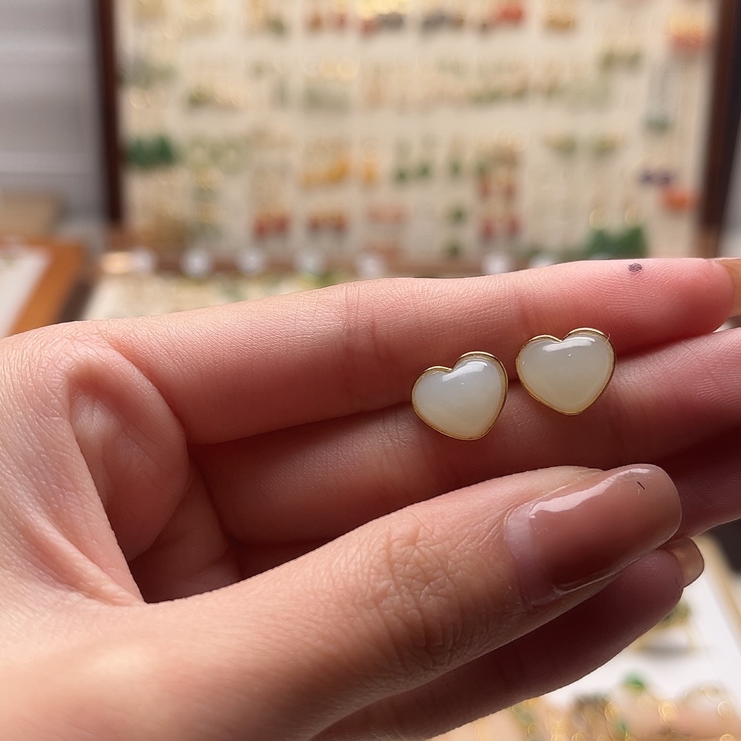 和田玉银S925镀金镶嵌耳饰