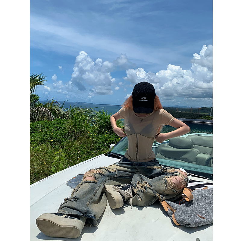 莫欣欣&杏色正肩短袖T恤鱼骨束腰辣妹上衣女夏季两件套TJ250001