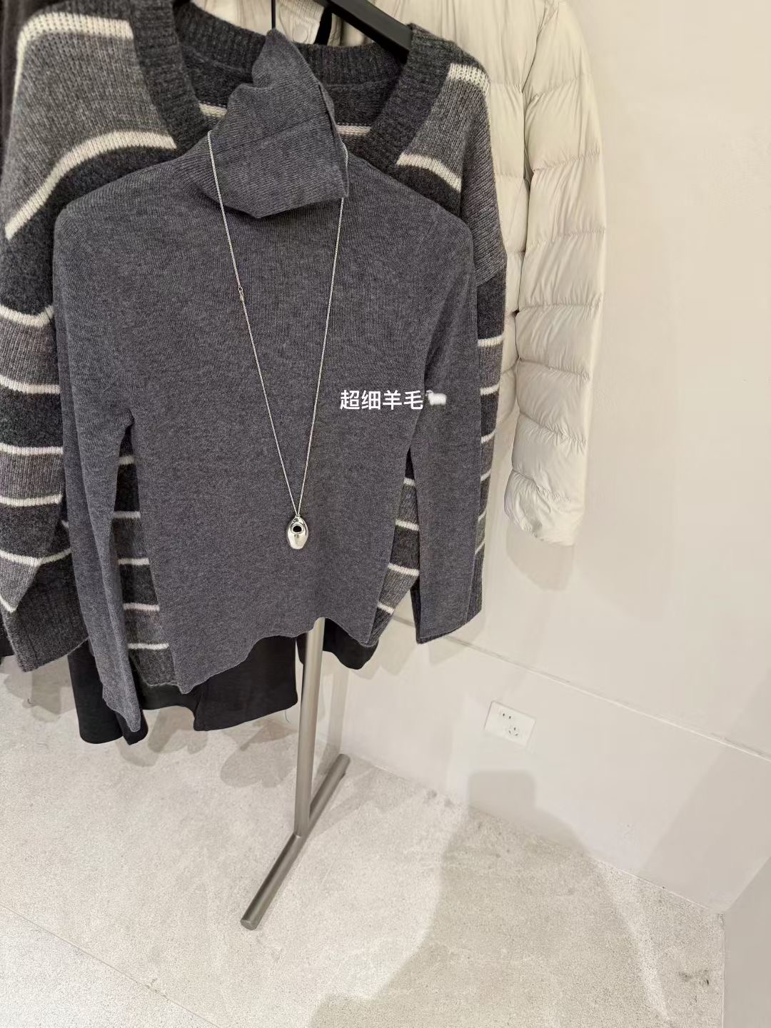 ZHANG&冬季堆堆高领修身内搭针织打底 AA 8951