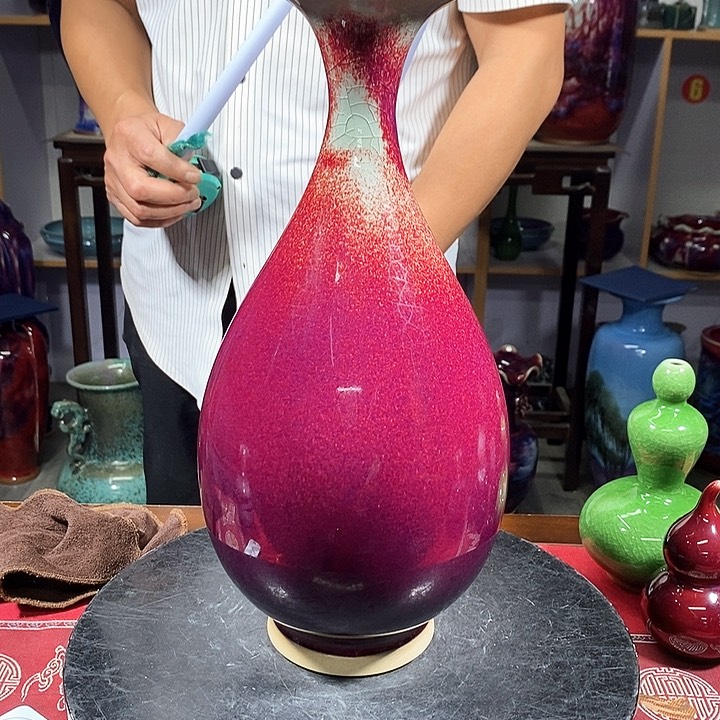 瓶中国神垕精品钧瓷