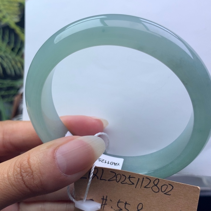 翡翠未镶嵌手镯天然翡翠手镯