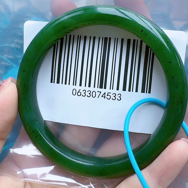 和田玉（碧玉）手镯未镶嵌6263包容微瑕