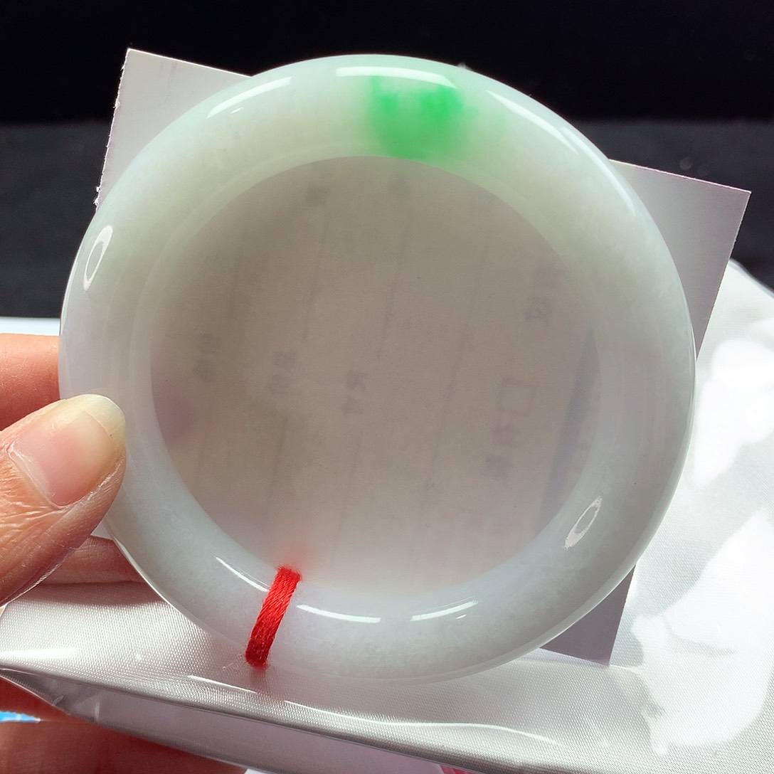 翡翠手镯未镶嵌57圈