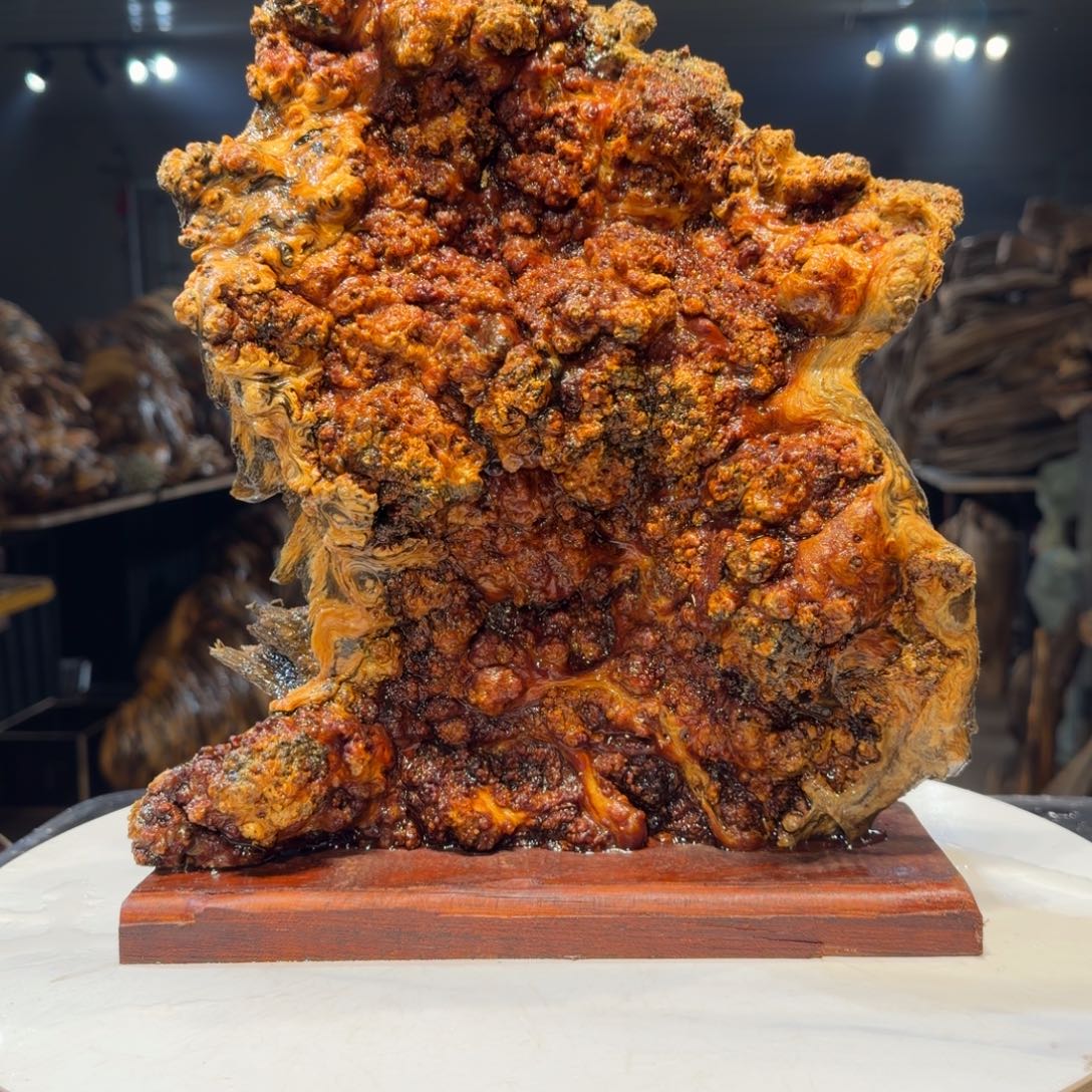 青***院木王一刀琥珀木摆件8