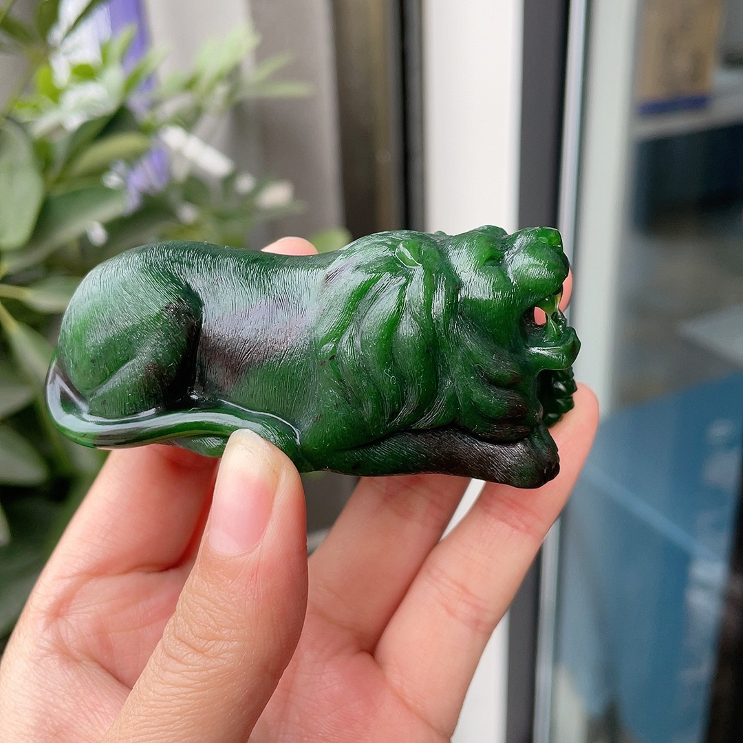 喜欢私聊280884玉美人小程俄罗斯和田玉碧玉聚红皮事事如意狮子把