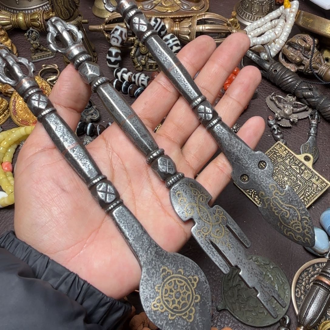 小***o藏传喜马拉雅吊坠