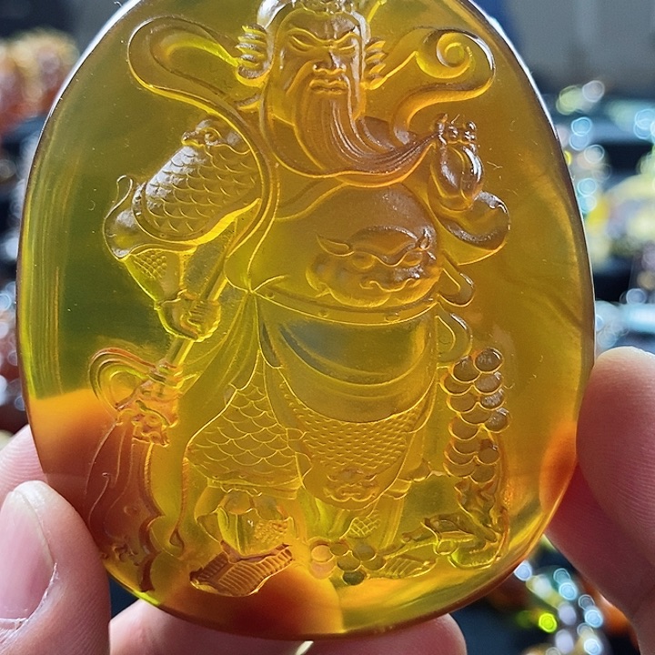 琥珀颈饰未镶嵌一