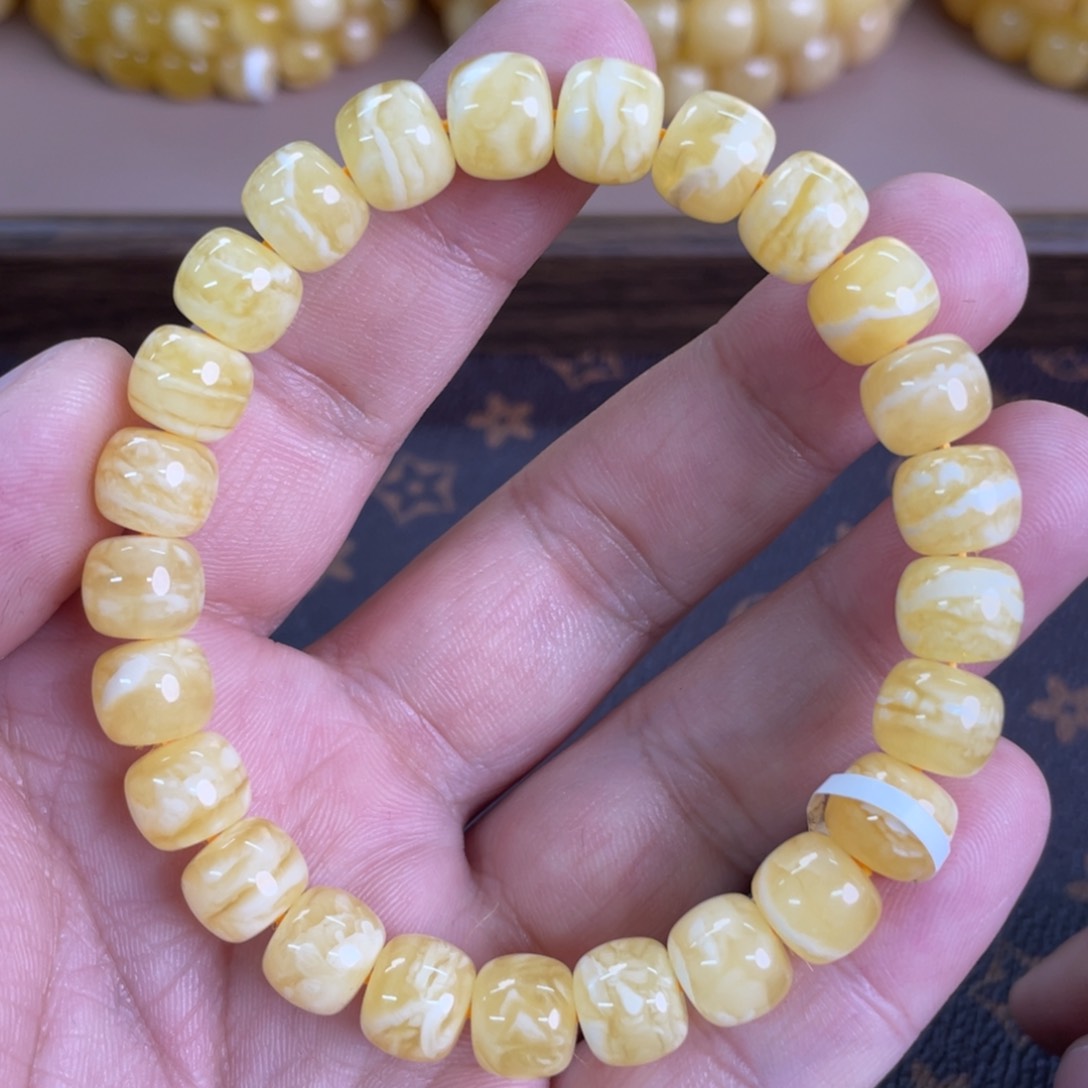 琥珀裸石未镶嵌03600000000