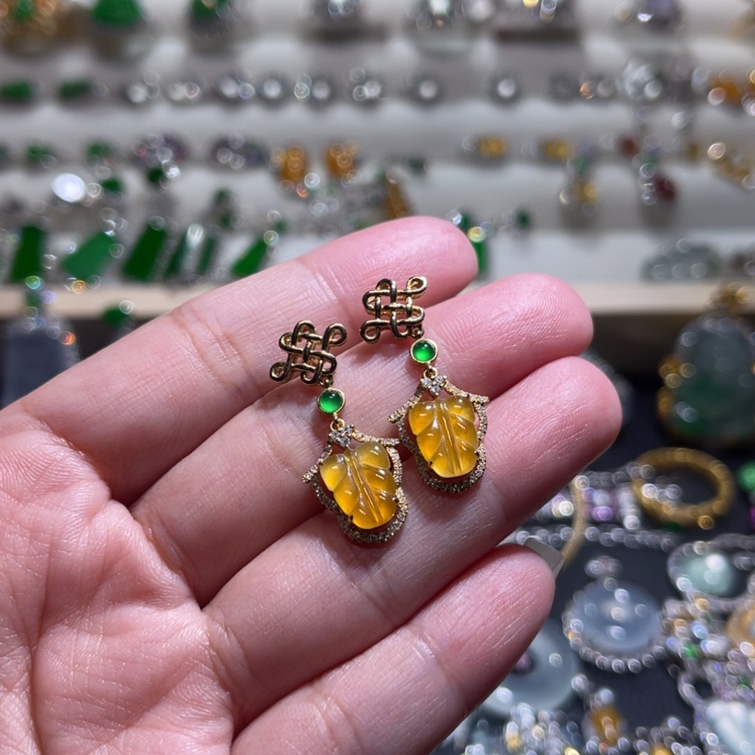 翡翠耳饰18K金镶嵌黄翡叶子