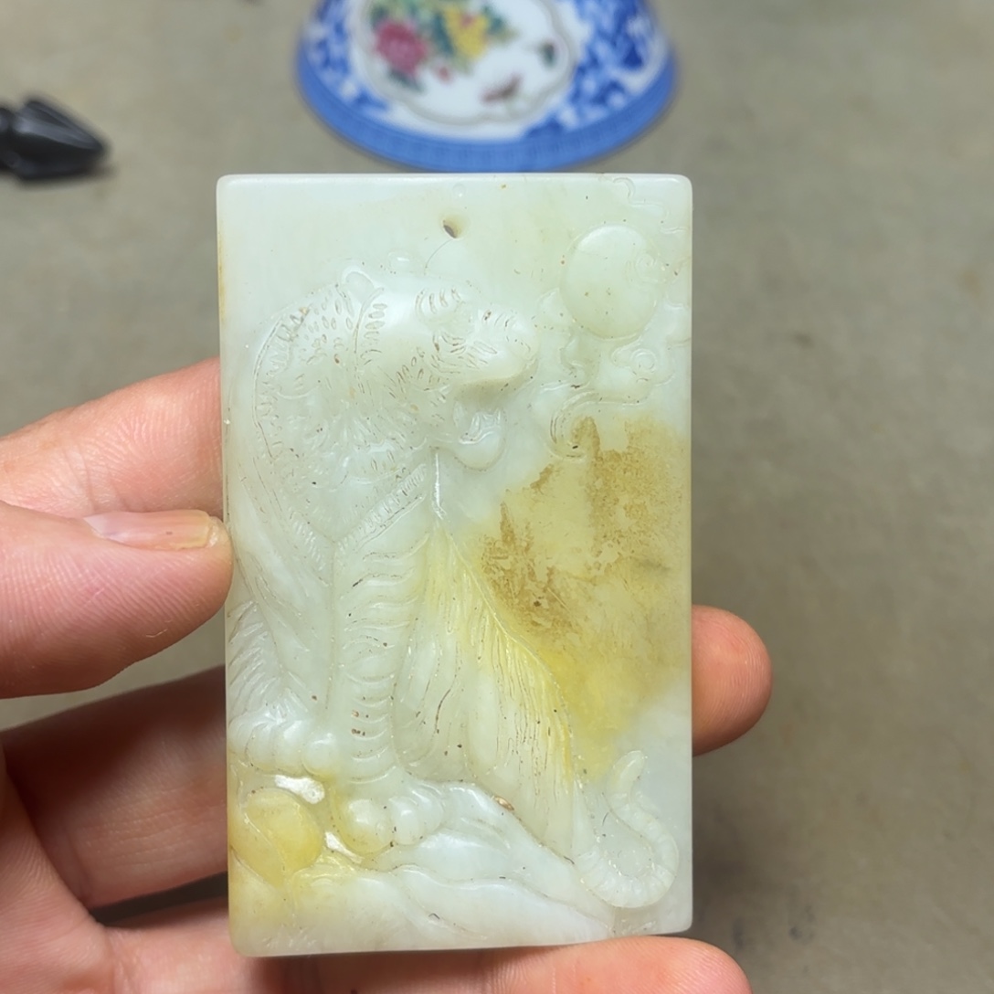 这个物件很老气啊