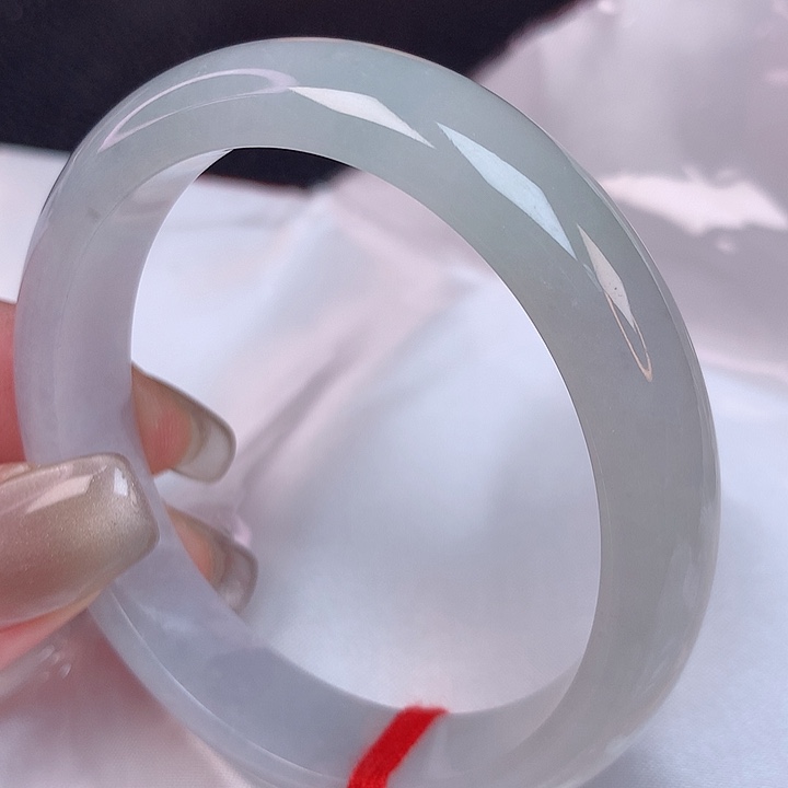 翡翠手镯（贵妃镯）未镶嵌55