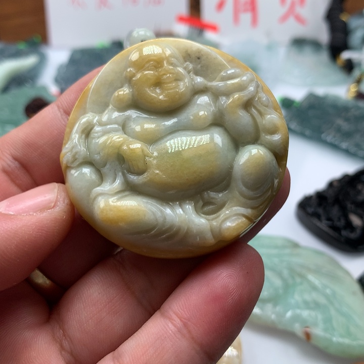 翡翠颈饰未镶嵌保真天然a货翡翠