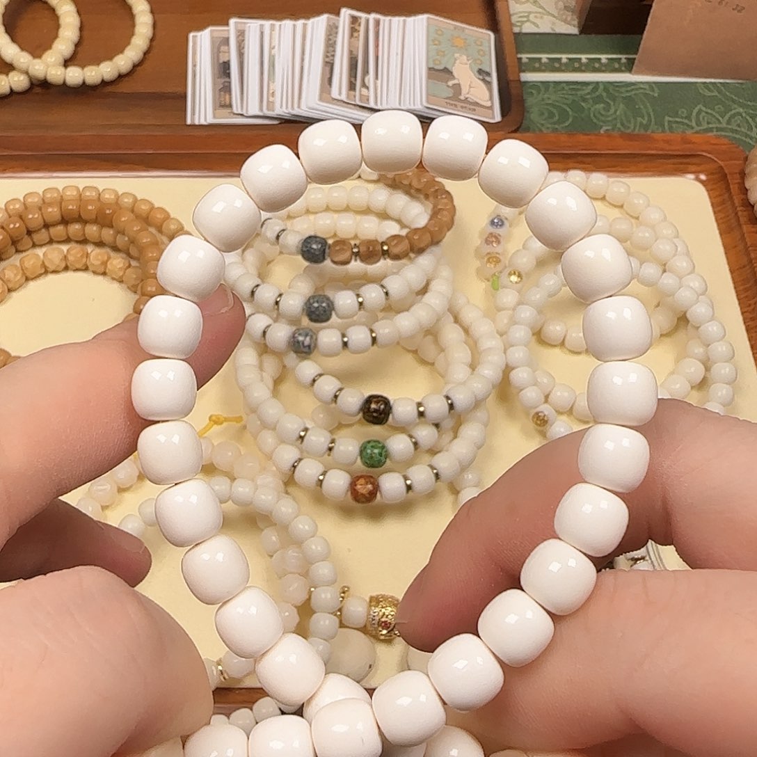 白玉菩提吊坠驼骨老型福利