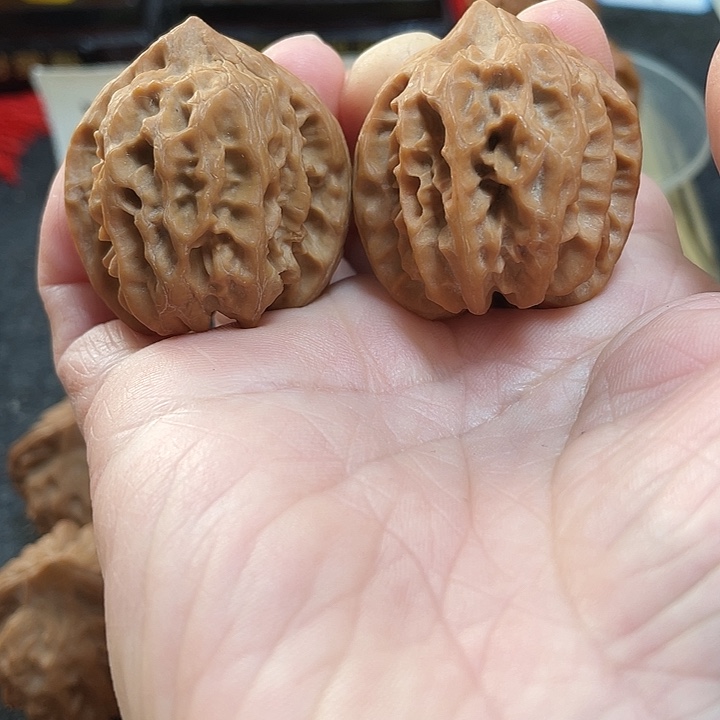 文玩核桃把件曹大龙