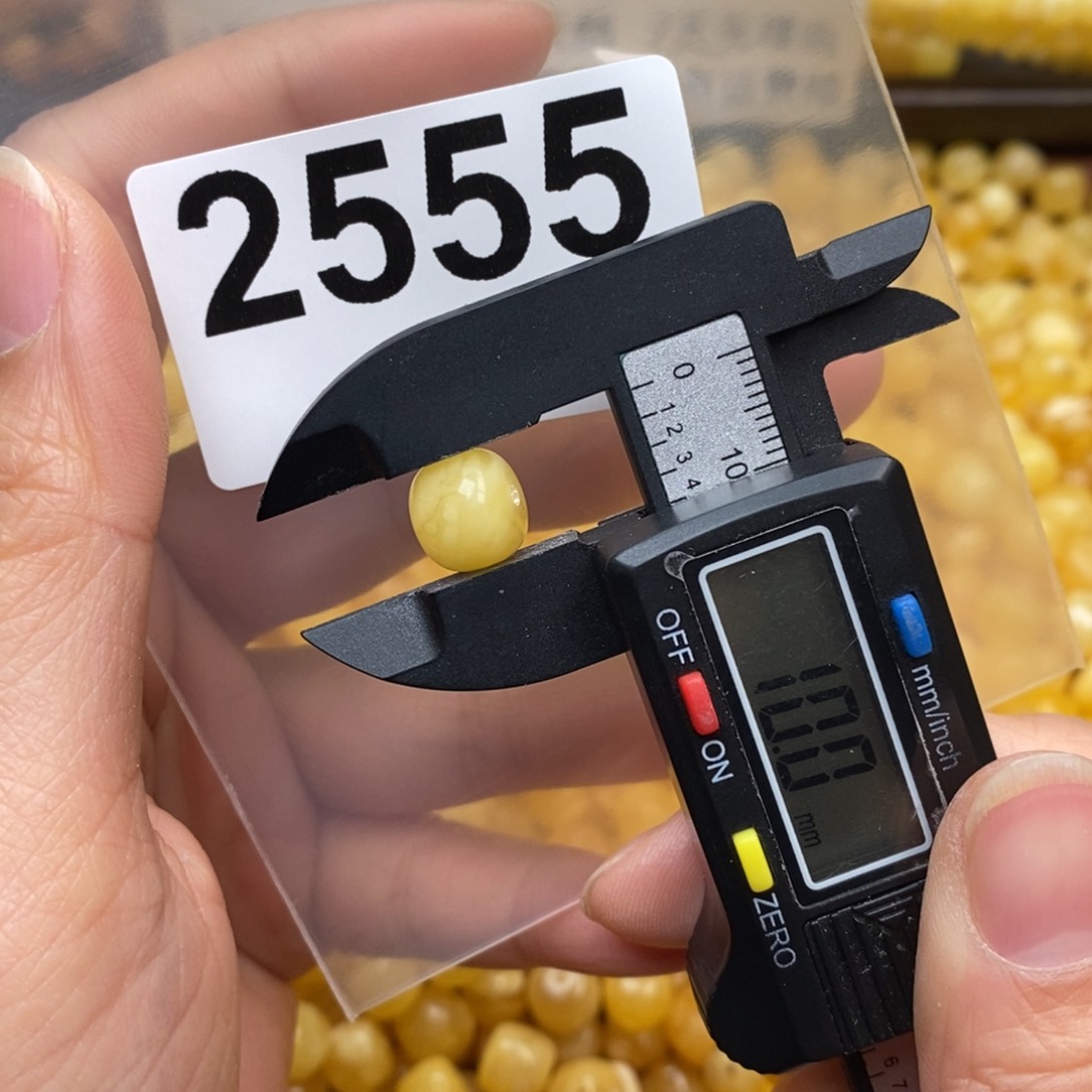 蜜蜡珠宝奇石未镶嵌