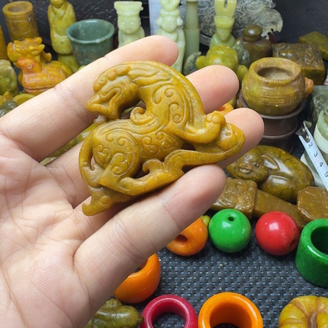 白玉菩提吊坠。。。