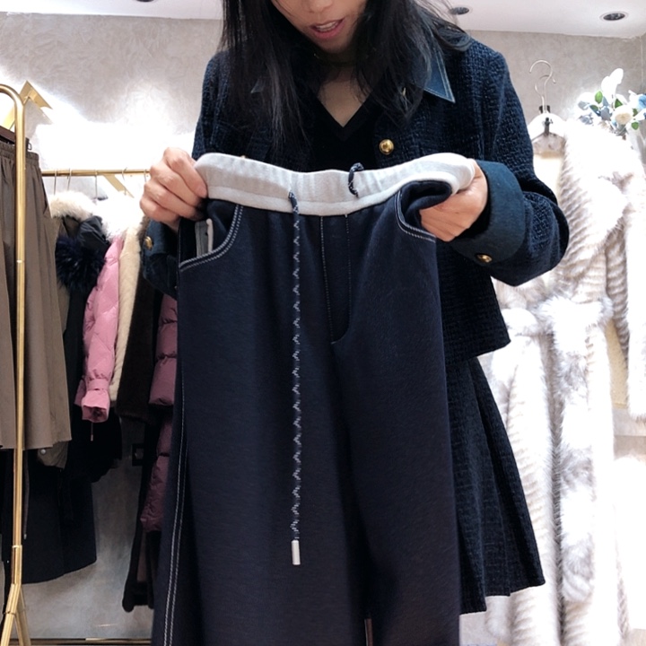 时尚潮流休闲牛仔裤