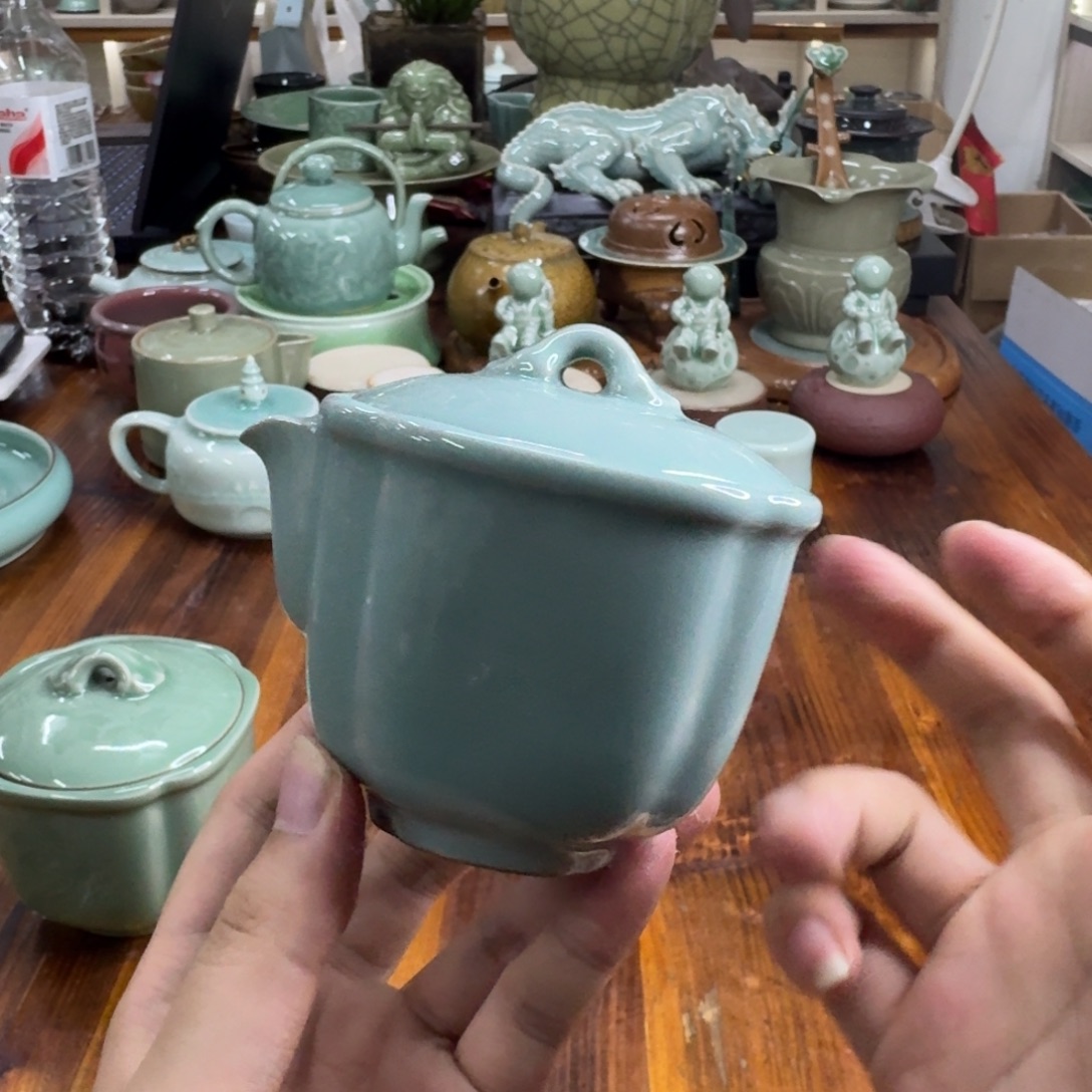 小仲龙泉青瓷微瑕6261