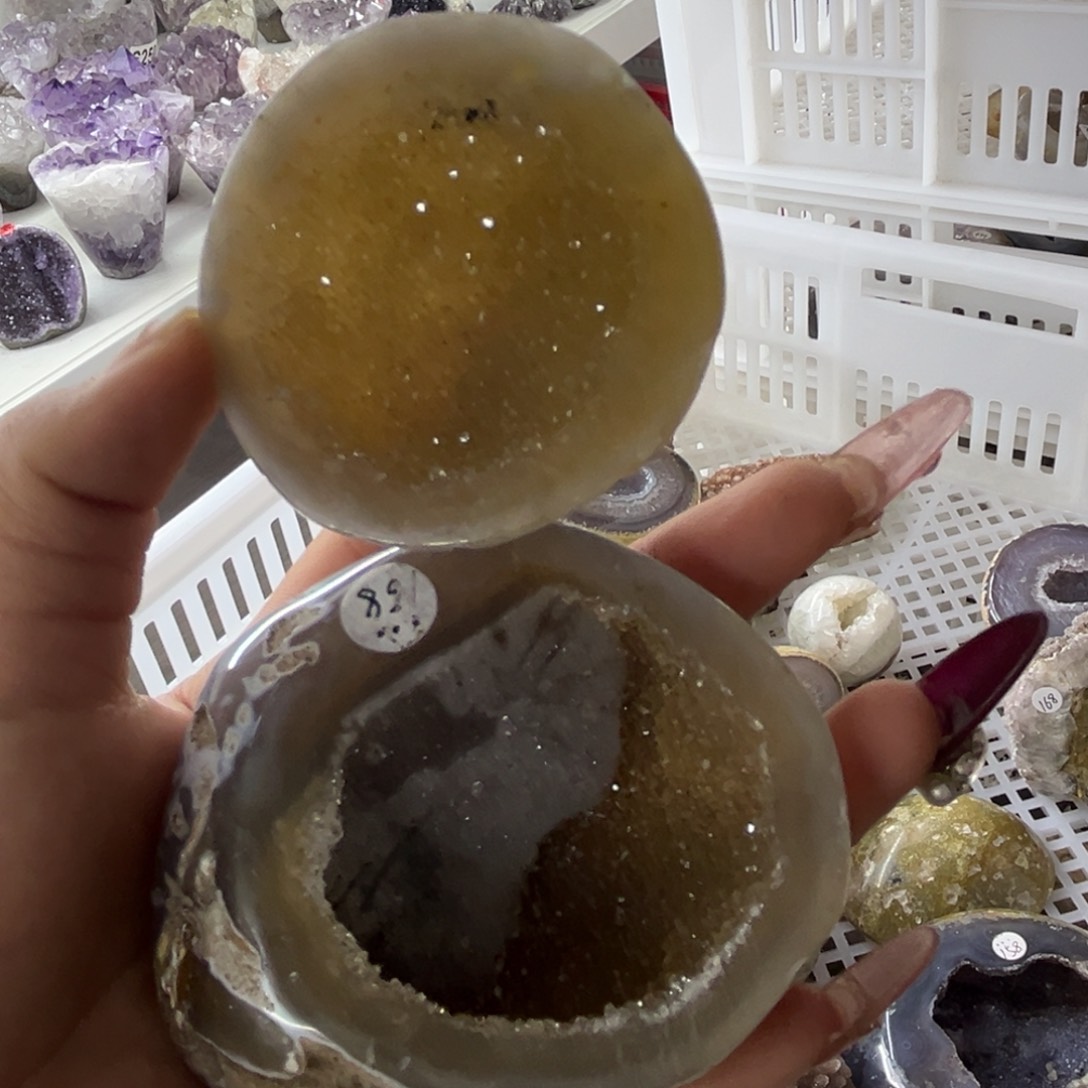 水晶大型摆件（非配饰）未镶嵌