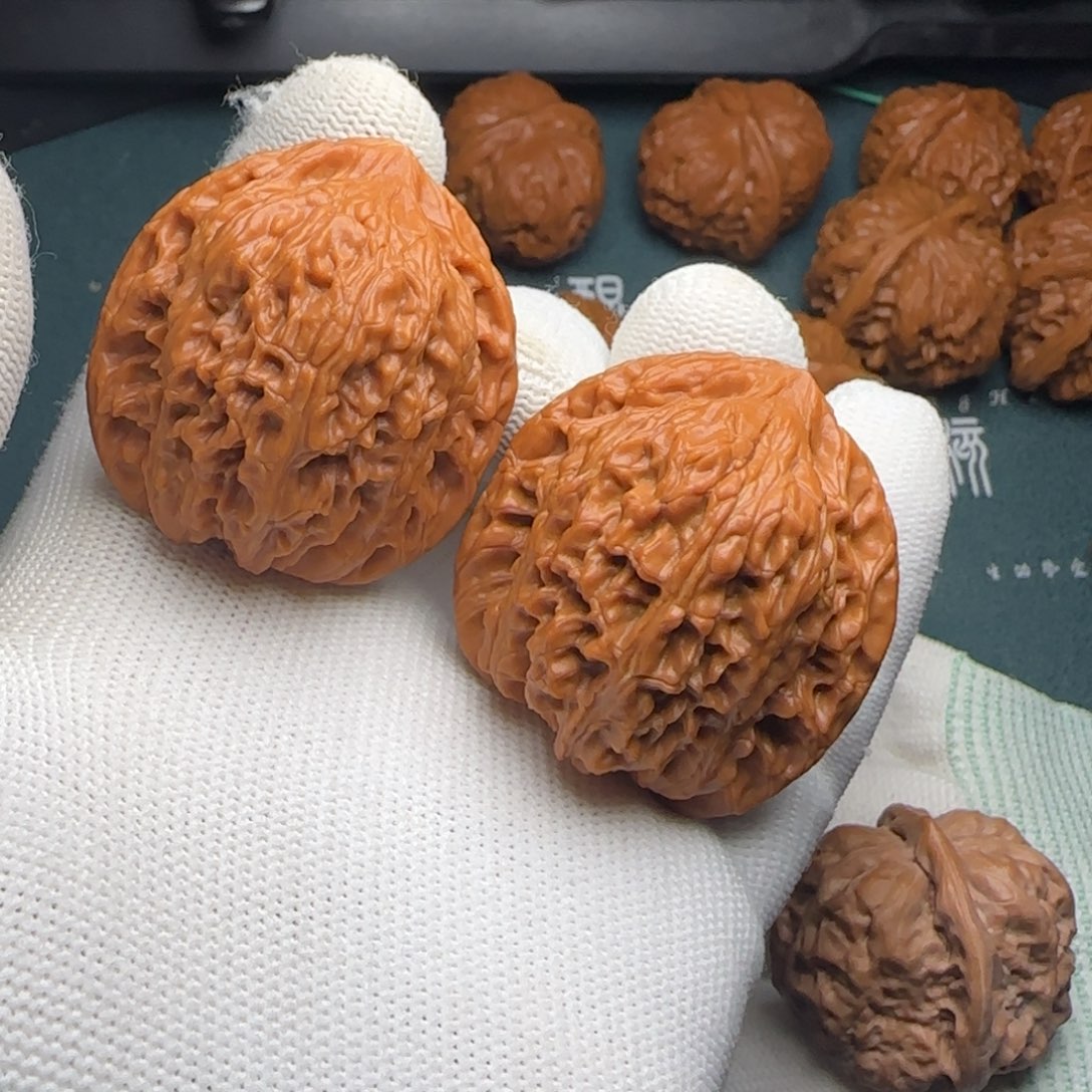 吊坠文玩核桃绣球