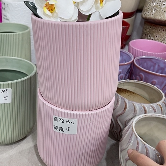 多肉绿植陶瓷花盆9.9包邮，有孔