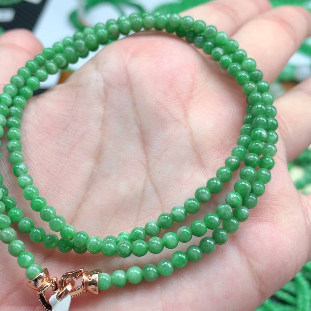 翡翠手链未镶嵌翡翠